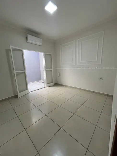 Casa com 3 quartos à venda, 192m2 em Franca - SP - imagem 6 Foto 6 de Casa com 3 quartos à venda, 192m2 em Franca - SP