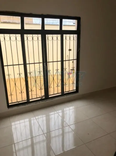 Foto 2 de Casa com 3 quartos para alugar, 250m2 em Campos Elíseos, Ribeirao Preto - SP