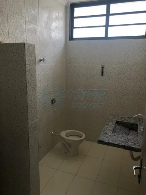 Foto 1 de Casa com 3 quartos para alugar, 250m2 em Campos Elíseos, Ribeirao Preto - SP