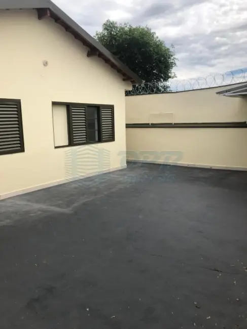 Foto 4 de Casa com 3 quartos para alugar, 250m2 em Campos Elíseos, Ribeirao Preto - SP