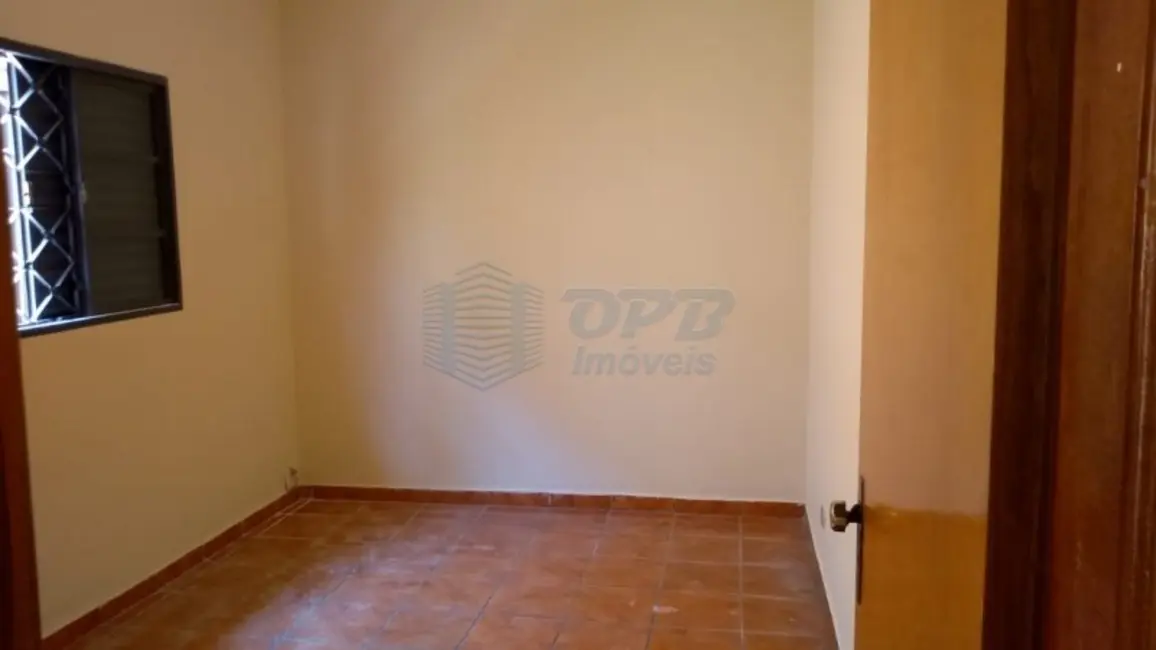 Foto 2 de Casa com 2 quartos para alugar, 100m2 em Parque Ribeirão Preto, Ribeirao Preto - SP