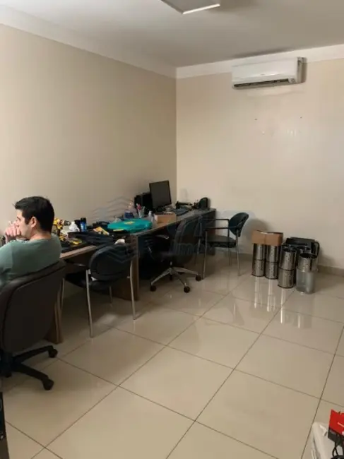 Sala Comercial para alugar, 600m2 em Jardim América, Ribeirao Preto - SP - imagem 6 Foto 6 de Sala Comercial para alugar, 600m2 em Jardim América, Ribeirao Preto - SP