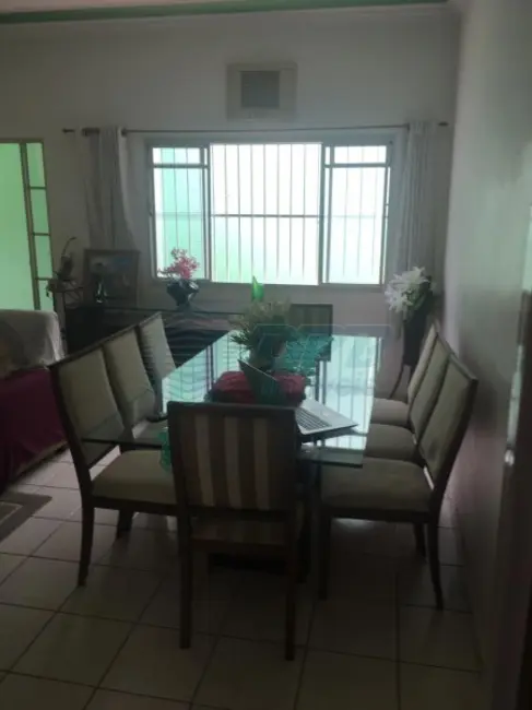 Casa à venda, 150m2 em Ribeirao Preto - SP - imagem 4 Foto 4 de Casa à venda, 150m2 em Ribeirao Preto - SP