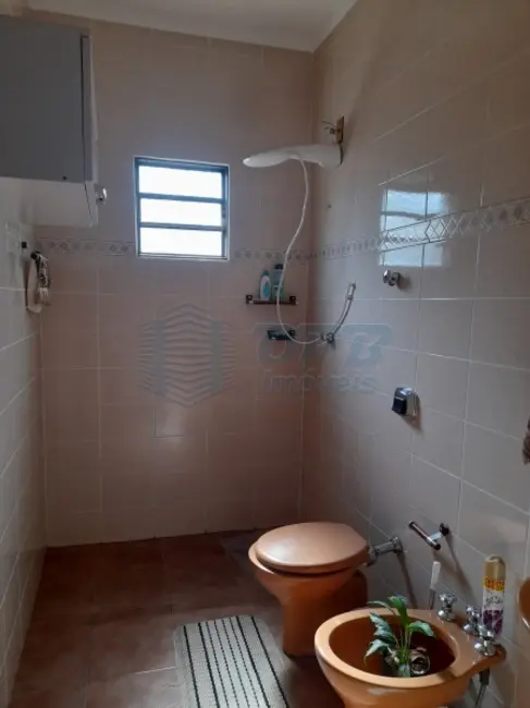 Foto 3 de Casa à venda, 250m2 em Jardim Anhangüera, Ribeirao Preto - SP