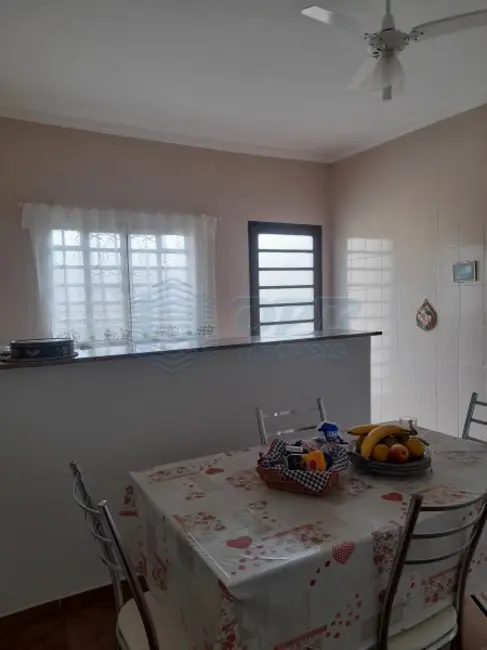 Foto 4 de Casa à venda, 250m2 em Jardim Anhangüera, Ribeirao Preto - SP