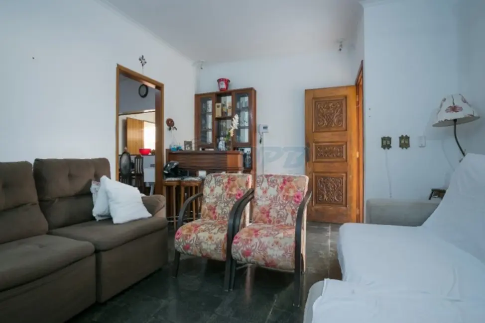 Foto 2 de Casa à venda, 240m2 em Ribeirao Preto - SP