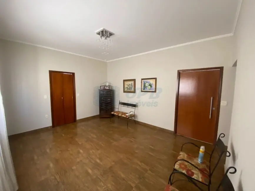 Foto 11 de Casa à venda, 300m2 em Brodowski - SP