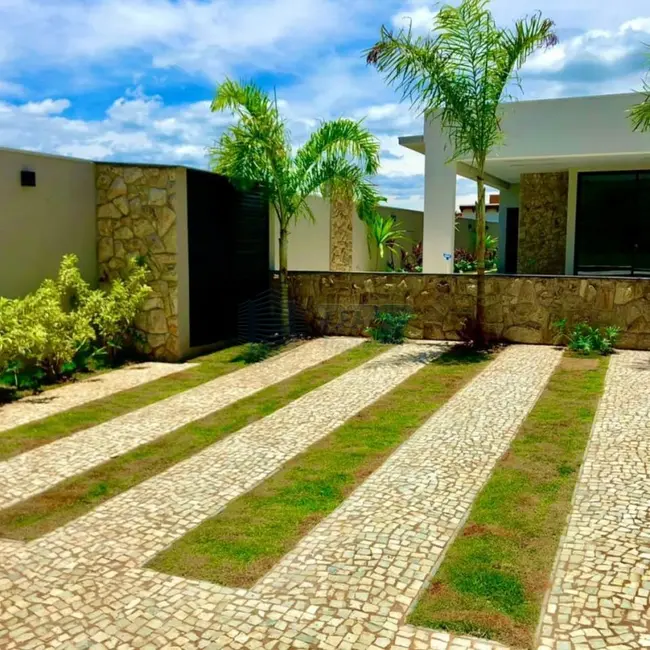 Foto 5 de Casa à venda em Rifaina - SP