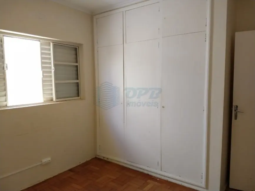 Foto 2 de Casa à venda em Jardim Irajá, Ribeirao Preto - SP