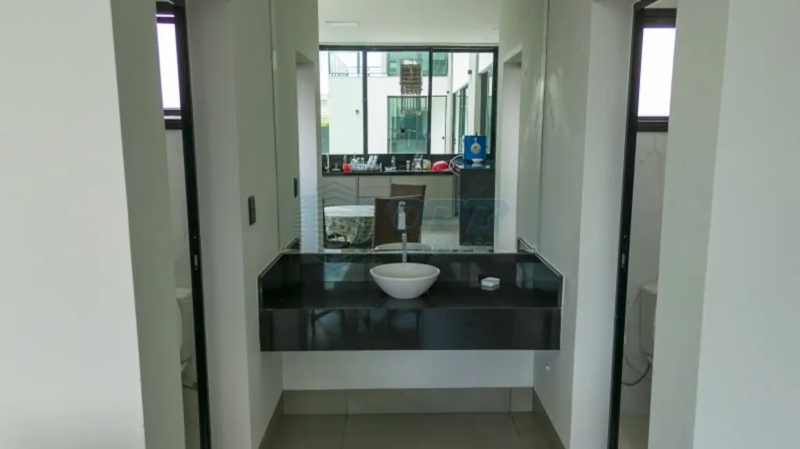 Foto 17 de Sobrado à venda, 580m2 em Rifaina - SP