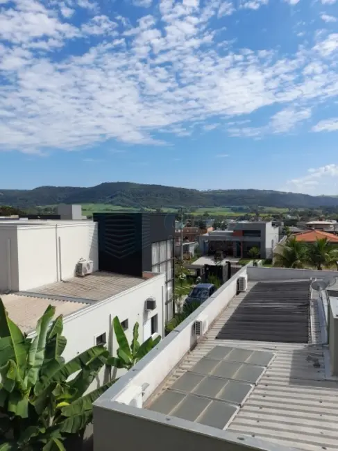 Foto 1 de Sobrado à venda, 580m2 em Rifaina - SP