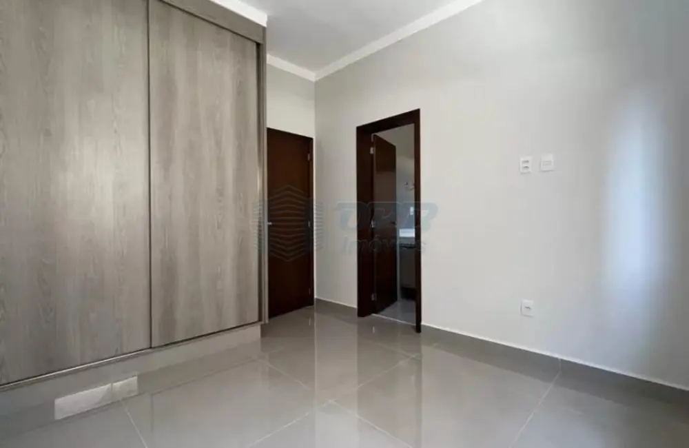 Foto 8 de Casa à venda, 200m2 em Ribeirao Preto - SP