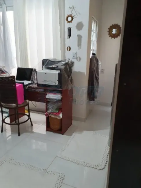 Casa à venda em Jardim Irajá, Ribeirao Preto - SP - imagem 8 Foto 8 de Casa à venda em Jardim Irajá, Ribeirao Preto - SP