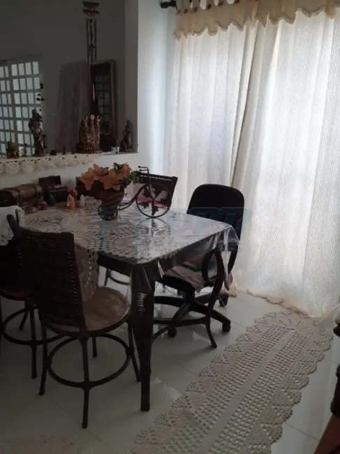 Casa à venda em Jardim Irajá, Ribeirao Preto - SP - imagem 3 Foto 3 de Casa à venda em Jardim Irajá, Ribeirao Preto - SP