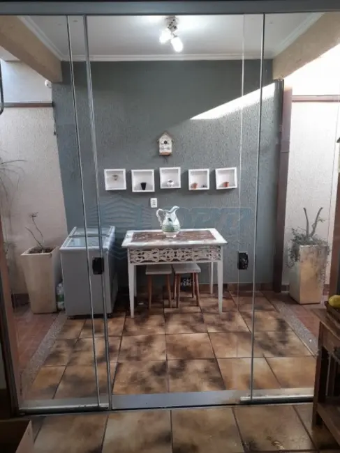 Foto 14 de Casa à venda em Jardim Irajá, Ribeirao Preto - SP