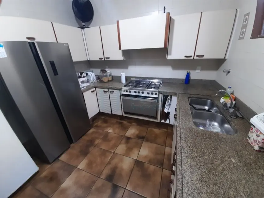 Casa à venda em Jardim Irajá, Ribeirao Preto - SP - imagem 3 Foto 3 de Casa à venda em Jardim Irajá, Ribeirao Preto - SP