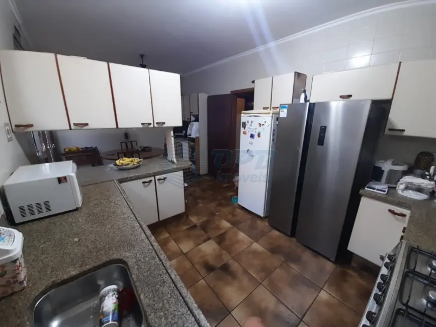 Casa à venda em Jardim Irajá, Ribeirao Preto - SP - imagem 4 Foto 4 de Casa à venda em Jardim Irajá, Ribeirao Preto - SP