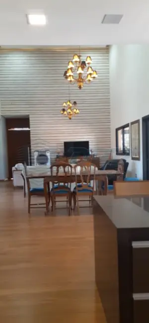 Foto 16 de Casa à venda, 784m2 em Rifaina - SP