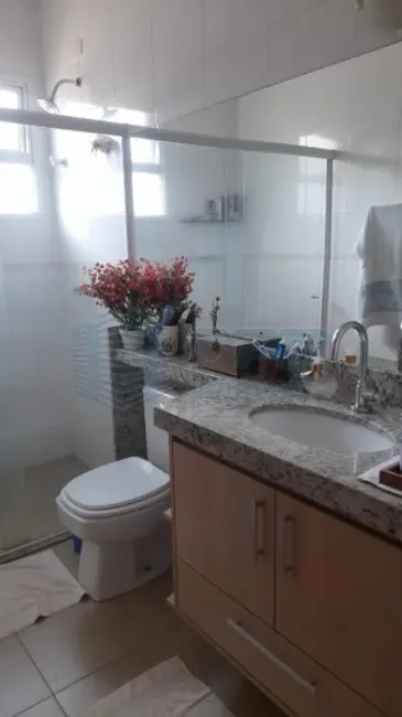 Sobrado à venda, 322m2 em Recreio das Acácias, Ribeirao Preto - SP - imagem 9 Foto 9 de Sobrado à venda, 322m2 em Recreio das Acácias, Ribeirao Preto - SP