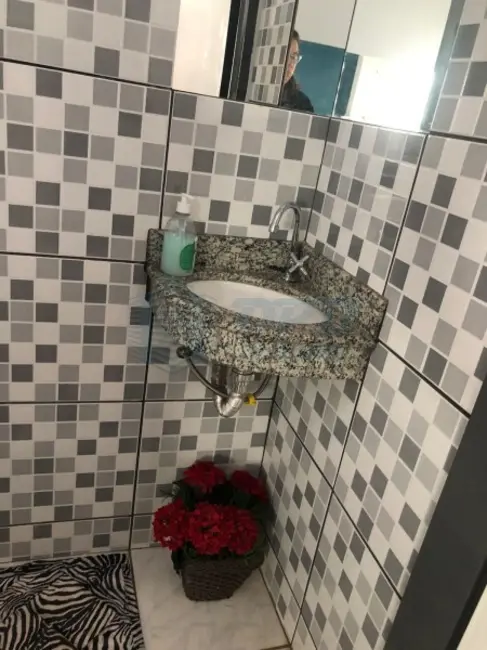 Casa para alugar, 234m2 em Jardim Anhangüera, Ribeirao Preto - SP - imagem 6 Foto 6 de Casa para alugar, 234m2 em Jardim Anhangüera, Ribeirao Preto - SP