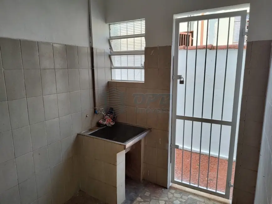 Foto 10 de Casa para alugar em Jardim Macedo, Ribeirao Preto - SP