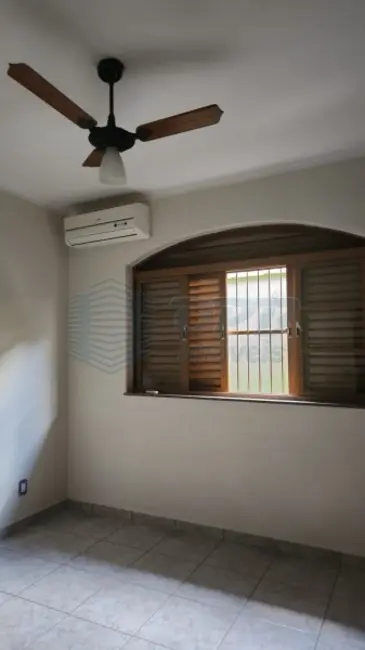 Foto 22 de Casa para alugar em Jardim Irajá, Ribeirao Preto - SP