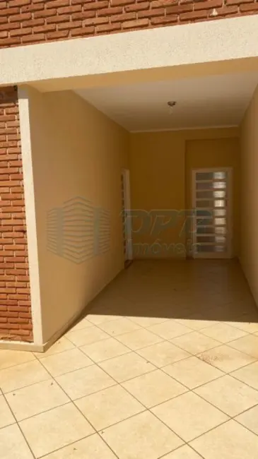 Foto 2 de Sobrado à venda, 125m2 em Jardim Macedo, Ribeirao Preto - SP