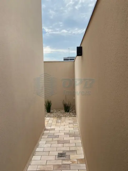 Casa à venda, 300m2 em Vila do Golf, Ribeirao Preto - SP - imagem 9 Foto 9 de Casa à venda, 300m2 em Vila do Golf, Ribeirao Preto - SP