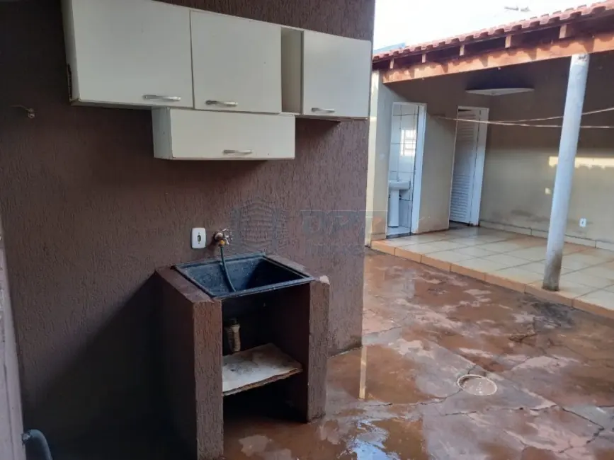 Foto 13 de Casa à venda em Jardinopolis - SP