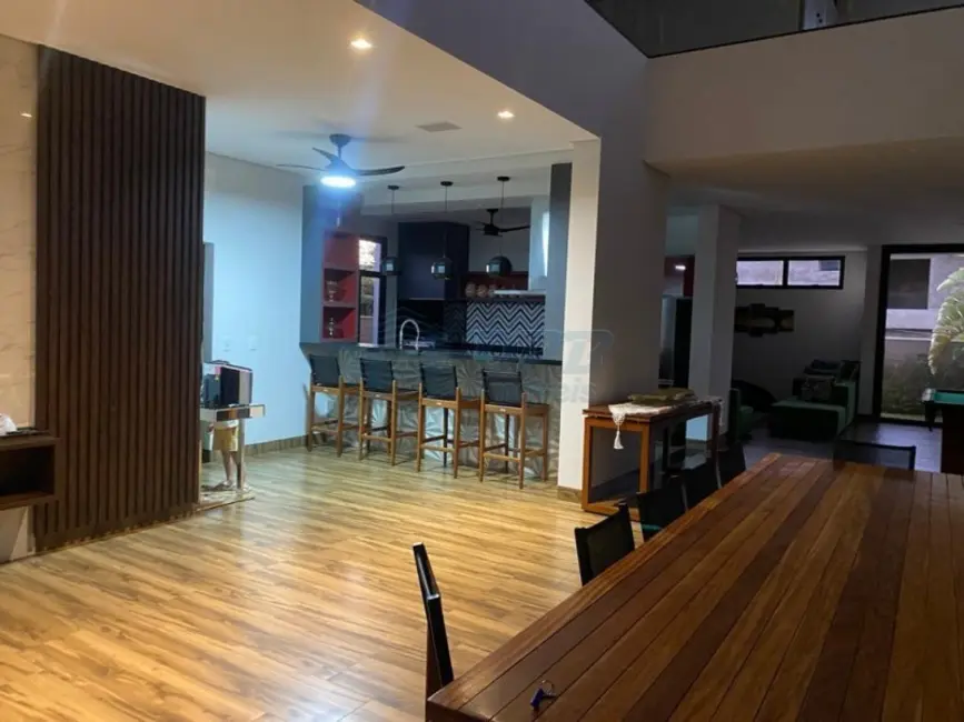 Foto 3 de Sobrado à venda, 520m2 em Rifaina - SP