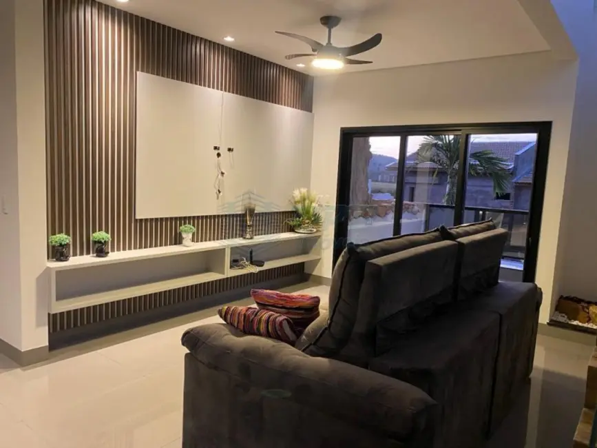 Foto 8 de Sobrado à venda, 520m2 em Rifaina - SP