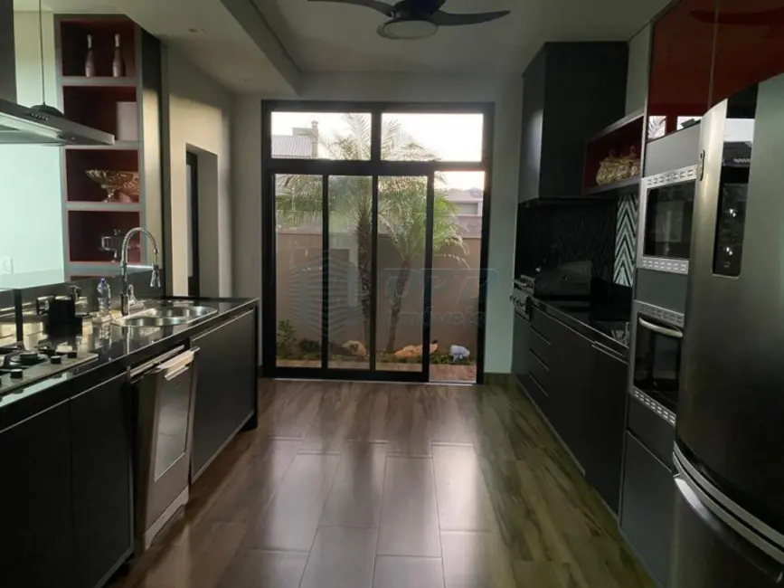 Foto 6 de Sobrado à venda, 520m2 em Rifaina - SP