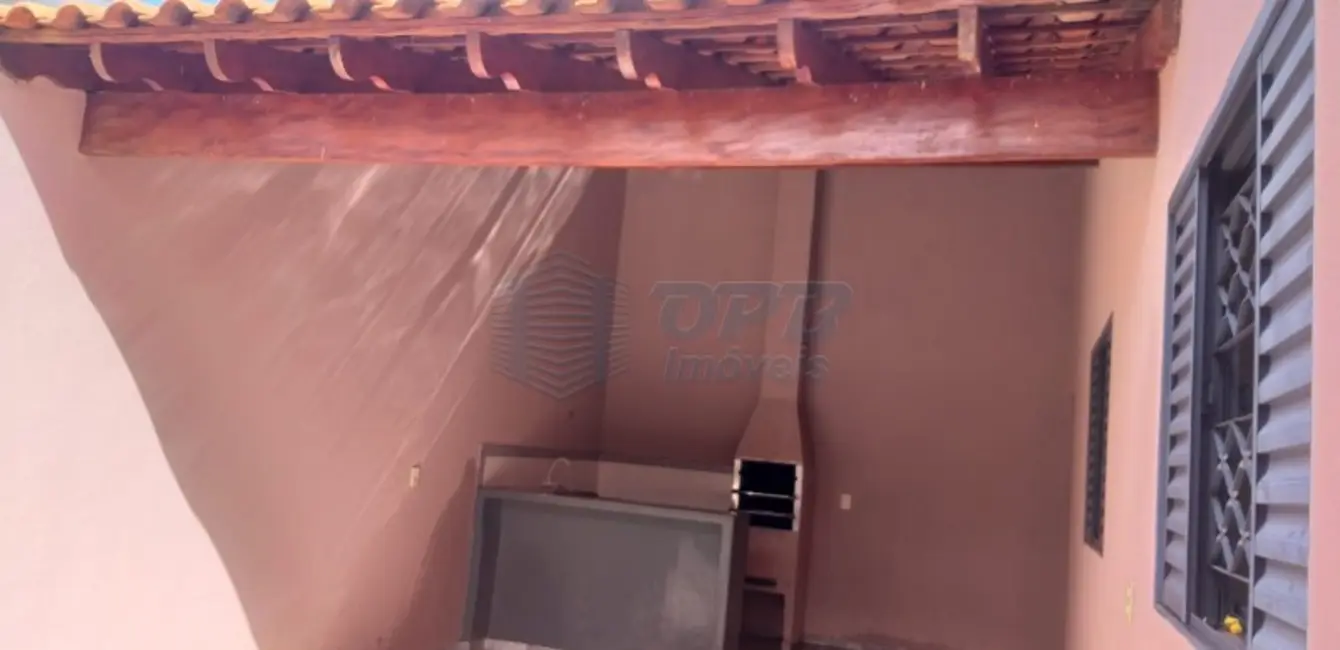 Foto 15 de Casa à venda em Jardinopolis - SP