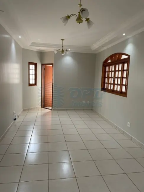 Foto 1 de Casa à venda, 235m2 em Jardim Anhangüera, Ribeirao Preto - SP