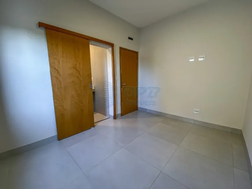 Foto 3 de Casa à venda, 250m2 em Ribeirao Preto - SP