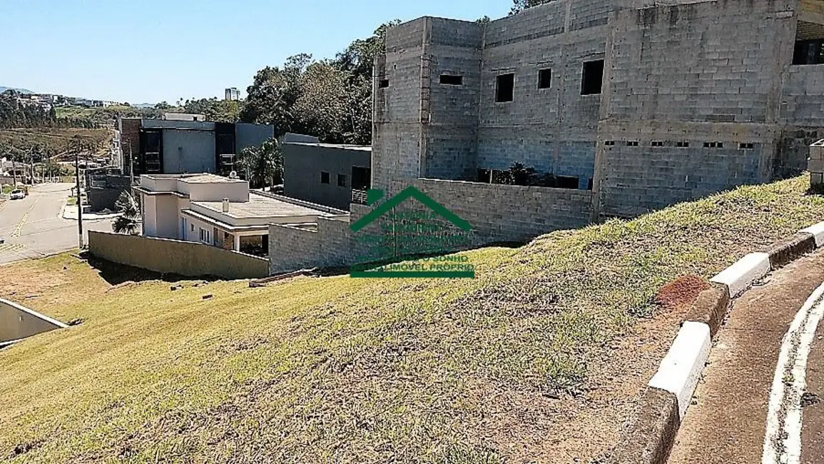 Foto 2 de Terreno / Lote à venda, 459m2 em Aruja - SP