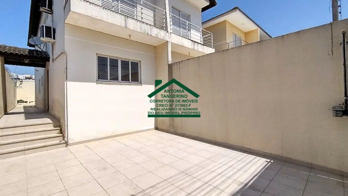 Foto 3 de Sobrado com 3 quartos à venda, 138m2 em Jordanópolis, Aruja - SP