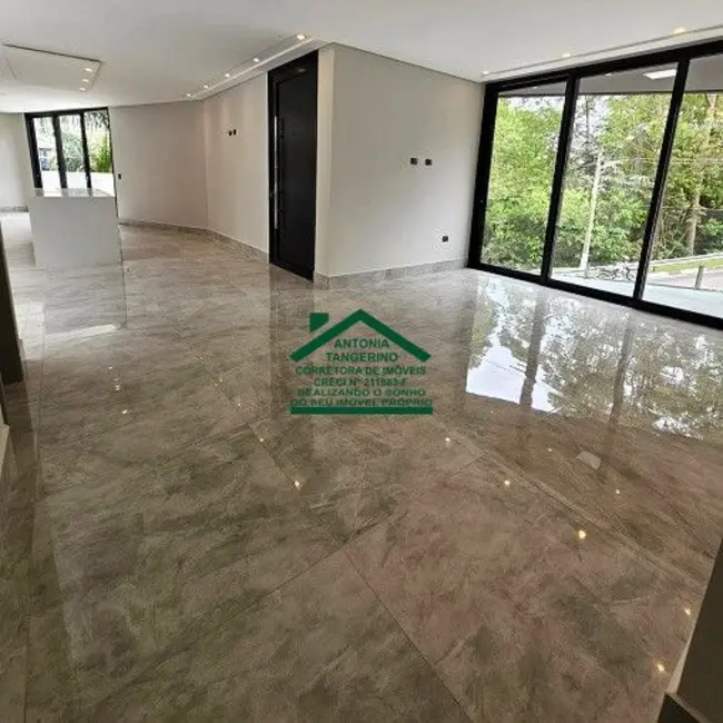 Foto 3 de Casa de Condomínio com 4 quartos à venda, 310m2 em Jardim Fazenda Rincão, Aruja - SP