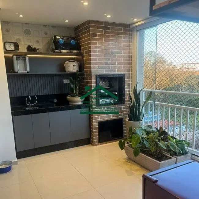 Apartamento com 3 quartos para alugar, 86m2 em Jordanópolis, Aruja - SP - imagem 3 Foto 3 de Apartamento com 3 quartos para alugar, 86m2 em Jordanópolis, Aruja - SP