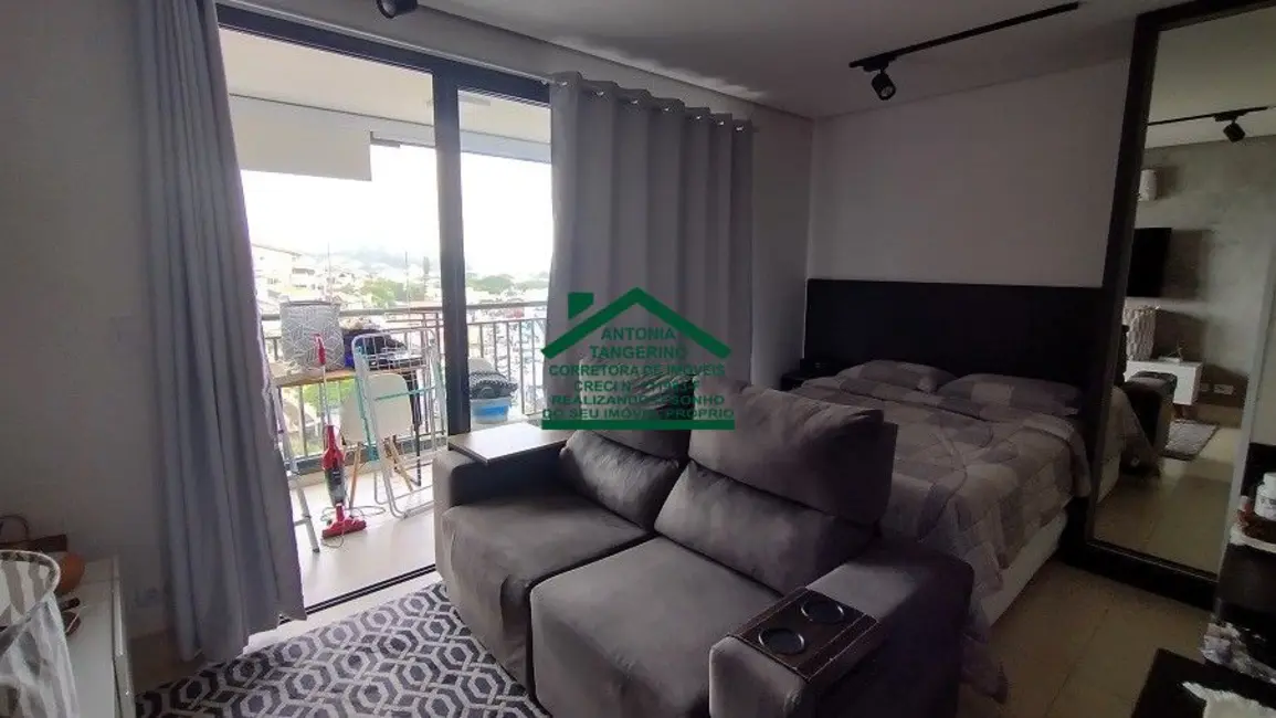 Apartamento com 1 quarto para alugar, 34m2 em Chácara São José, Aruja - SP - imagem 3 Foto 3 de Apartamento com 1 quarto para alugar, 34m2 em Chácara São José, Aruja - SP