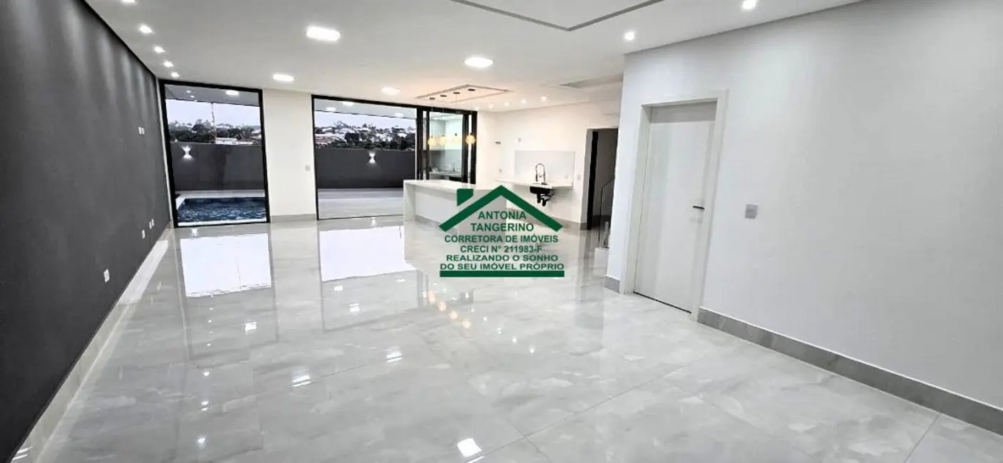 Foto 3 de Casa de Condomínio com 4 quartos à venda, 300m2 em Jardim Fazenda Rincão, Aruja - SP