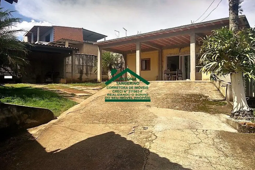 Foto 2 de Chácara com 3 quartos à venda, 1300m2 em Chácaras Copaco, Aruja - SP