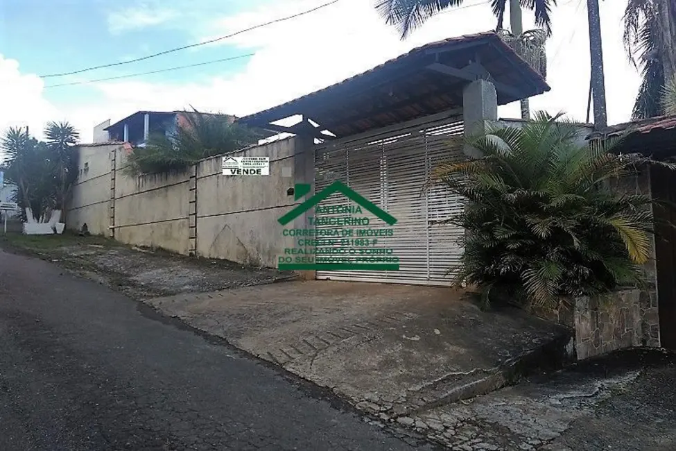 Foto 1 de Chácara com 3 quartos à venda, 1300m2 em Chácaras Copaco, Aruja - SP