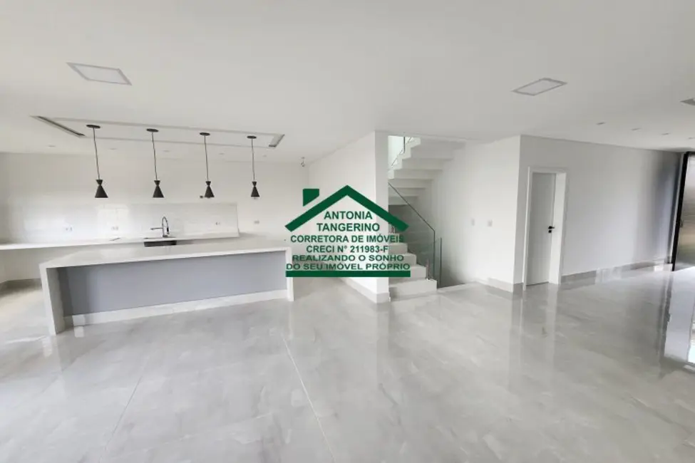 Foto 6 de Casa de Condomínio com 4 quartos à venda, 340m2 em Jardim Fazenda Rincão, Aruja - SP