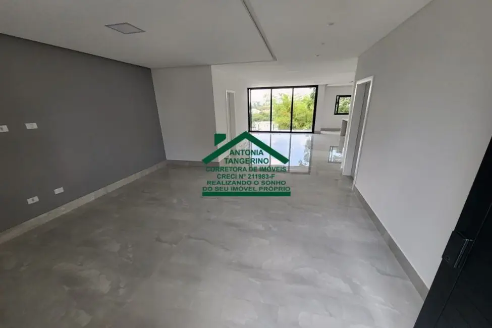 Foto 3 de Casa de Condomínio com 4 quartos à venda, 340m2 em Jardim Fazenda Rincão, Aruja - SP