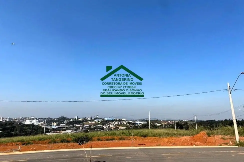 Foto 2 de Terreno / Lote à venda, 303m2 em Centro, Aruja - SP