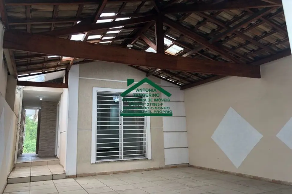 Foto 3 de Casa com 3 quartos à venda, 115m2 em Jordanópolis, Aruja - SP