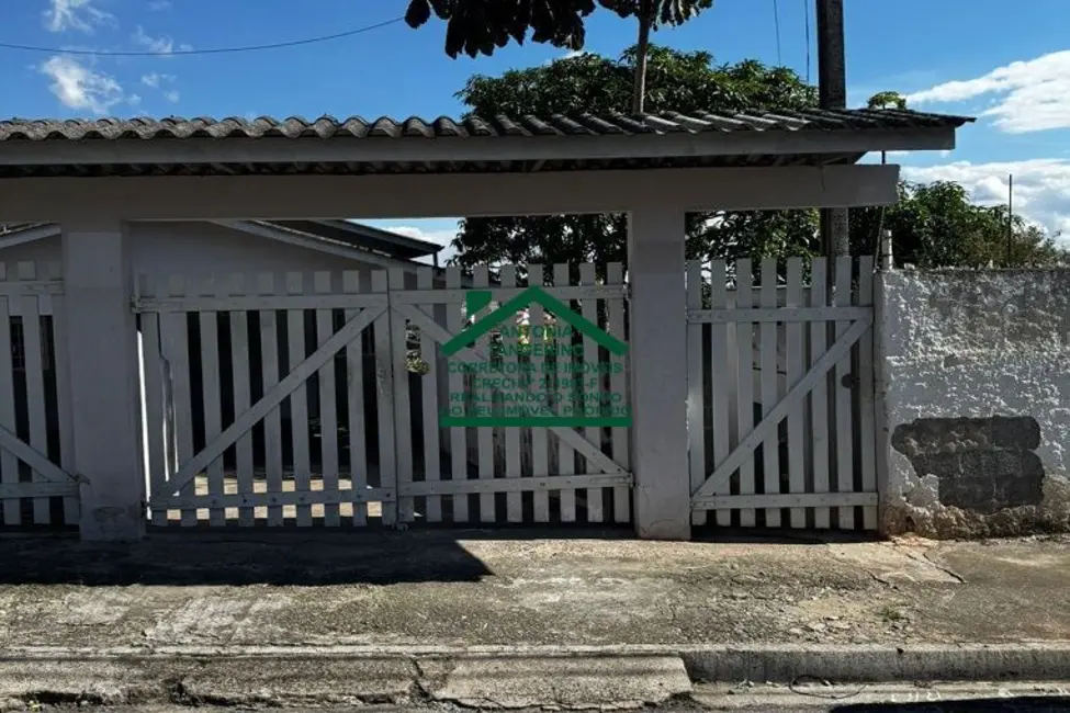 Foto 4 de Casa com 2 quartos à venda, 250m2 em Jardim Real, Aruja - SP