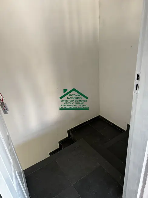 Foto 6 de Casa com 2 quartos à venda, 250m2 em Jardim Real, Aruja - SP