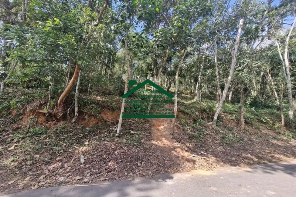 Foto 3 de Terreno / Lote à venda, 1000m2 em Chácaras Copaco, Aruja - SP